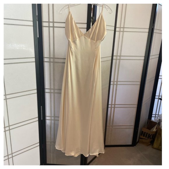 Wedding Dress With Silk and Lace by Cicada Bridal - Picture 8 of 9